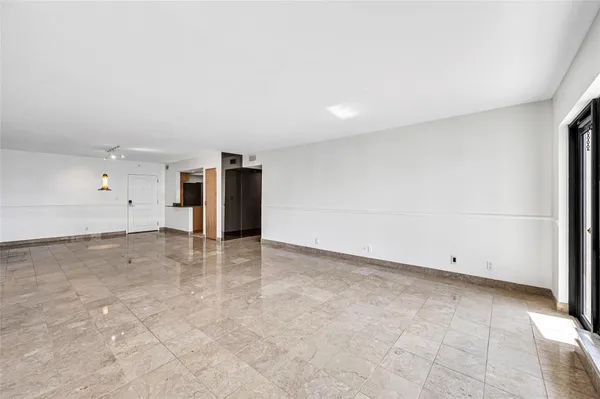 $3,200 | 1800 South Ocean Boulevard, Unit 804, Pompano Beach, FL 33062
