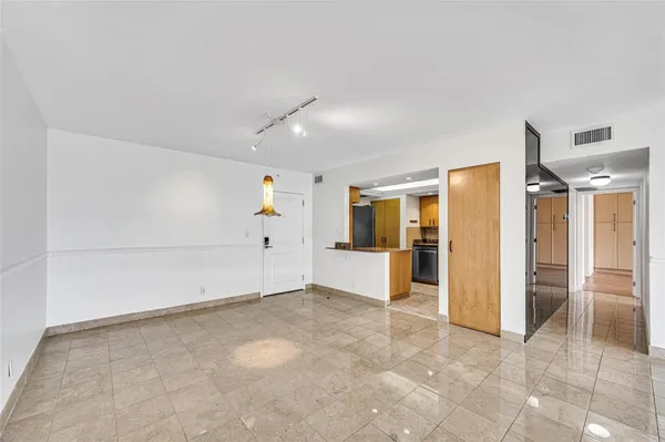 $3,200 | 1800 South Ocean Boulevard, Unit 804, Pompano Beach, FL 33062