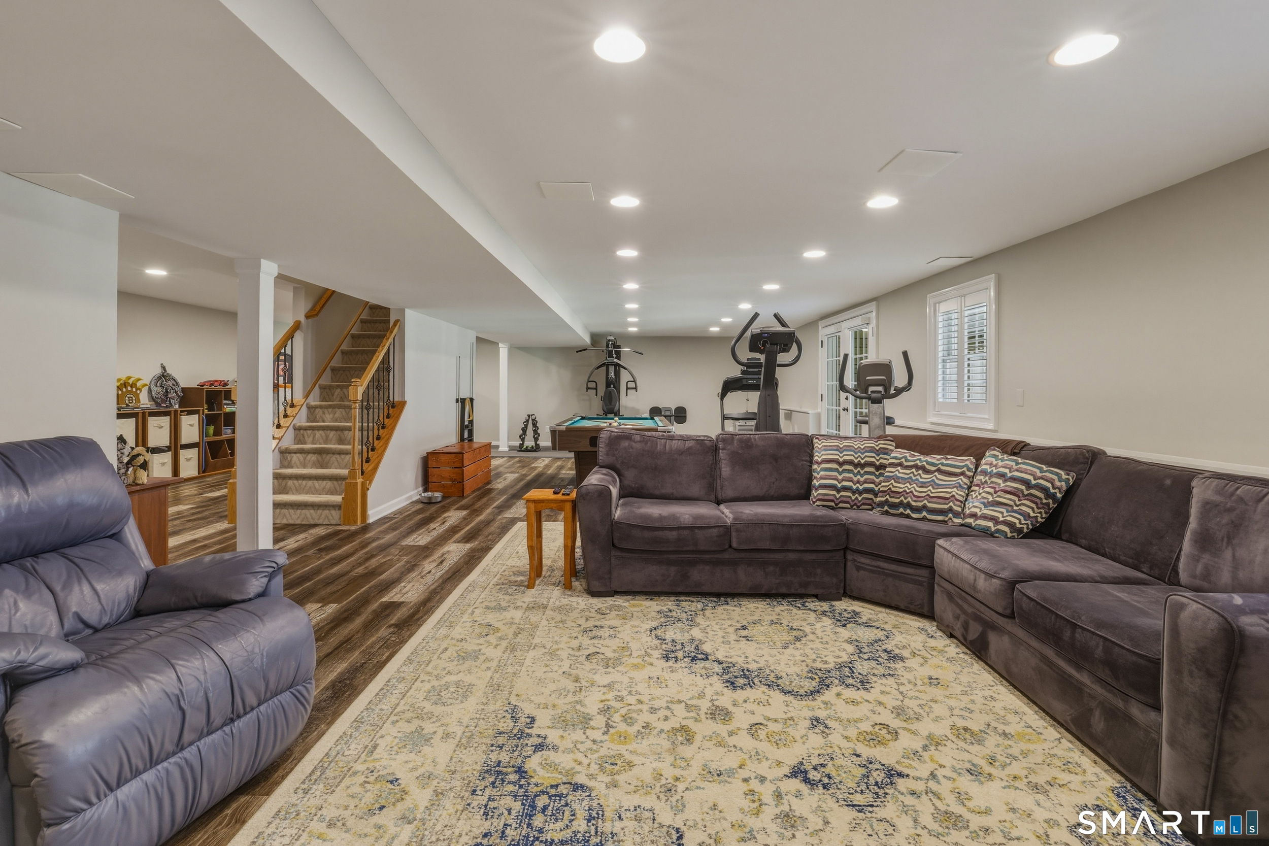 7 Timber Lane Guilford, CT 06437 - Photo 25 of 40 a living room with furniture