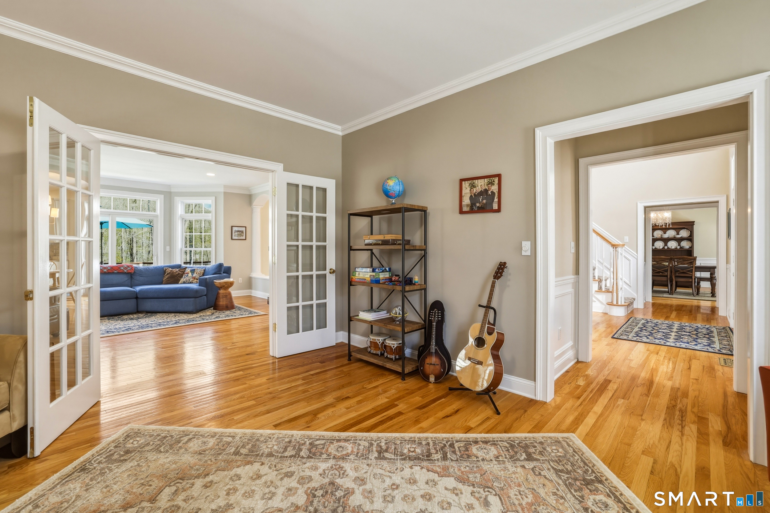 7 Timber Lane Guilford, CT 06437 - Photo 5 of 40 a view of a livingroom with furniture and a livingroom