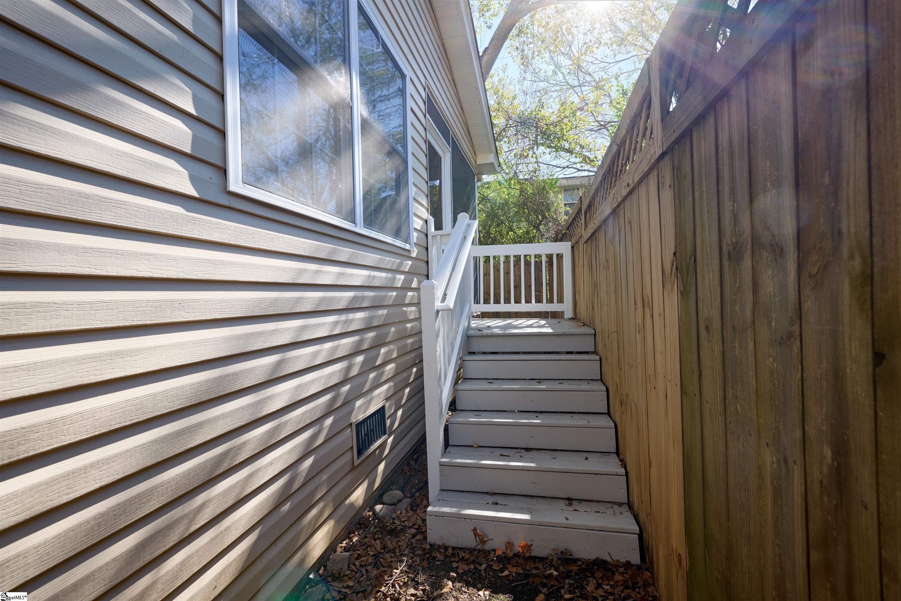 1132 East Lee Road Taylors, SC 29687 - Photo 37 of 38