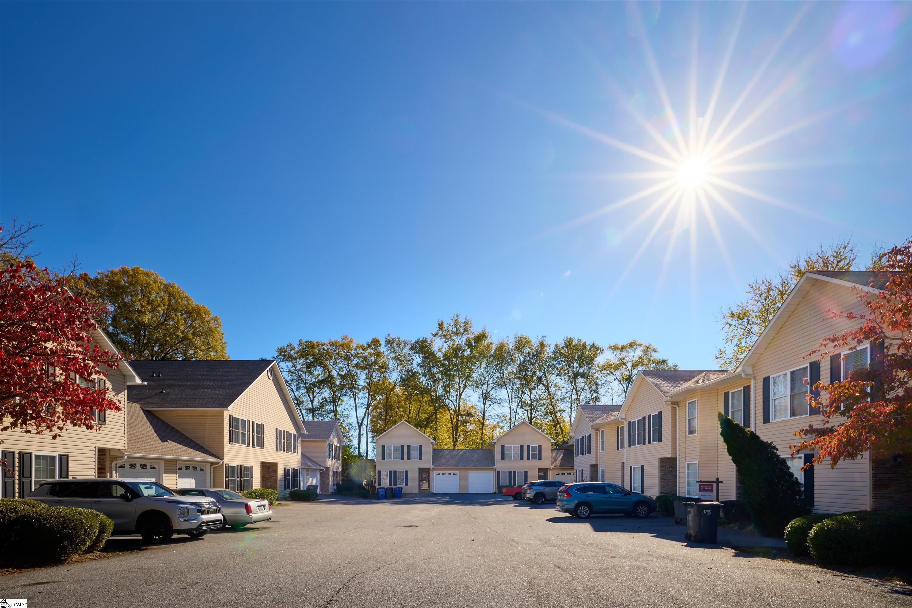 1132 East Lee Road Taylors, SC 29687 - Photo 5 of 38