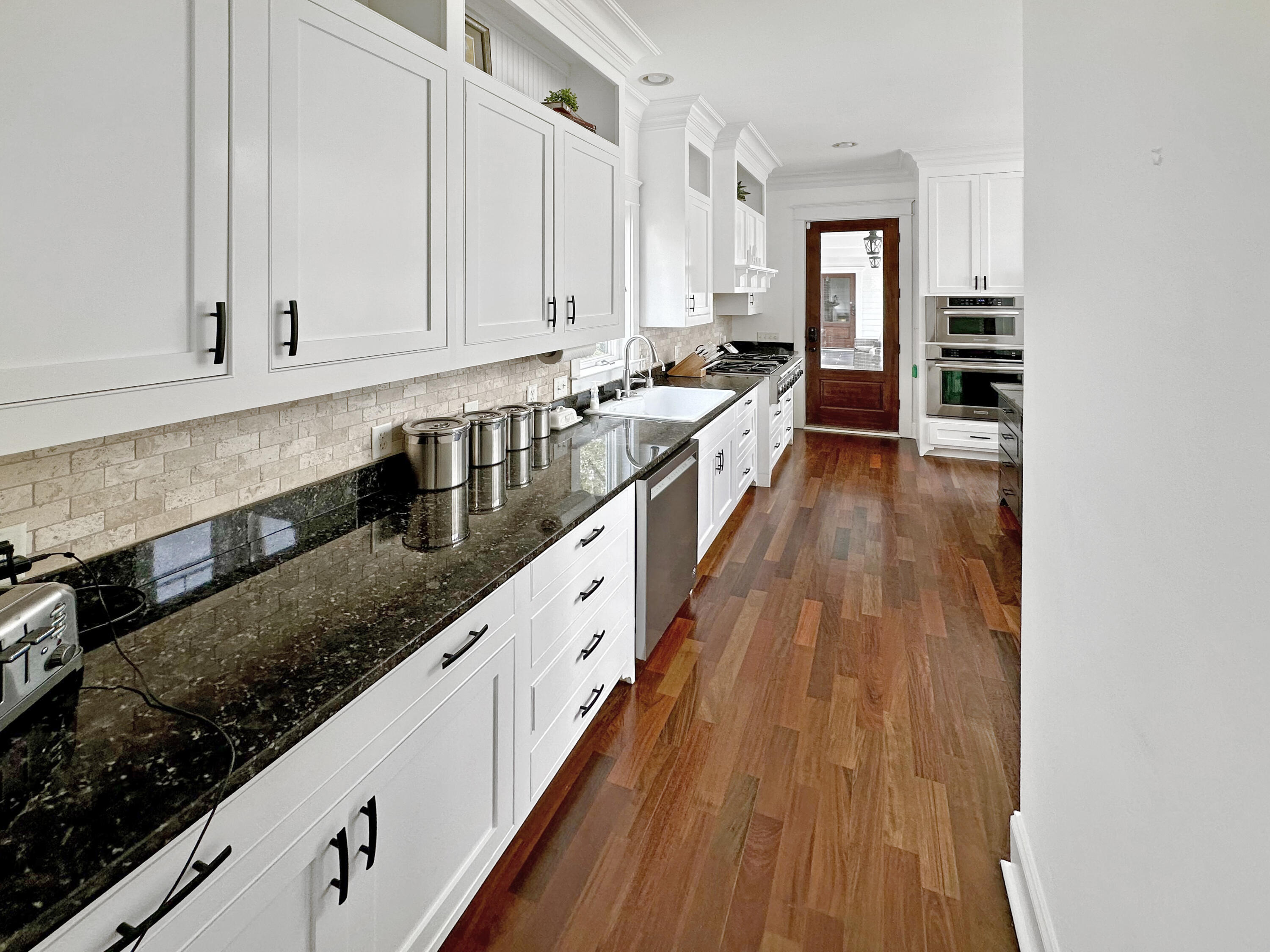 1072 Rivershore Road Charleston, SC 29492 - Photo 20 of 69 15 MLS Kitchen 4