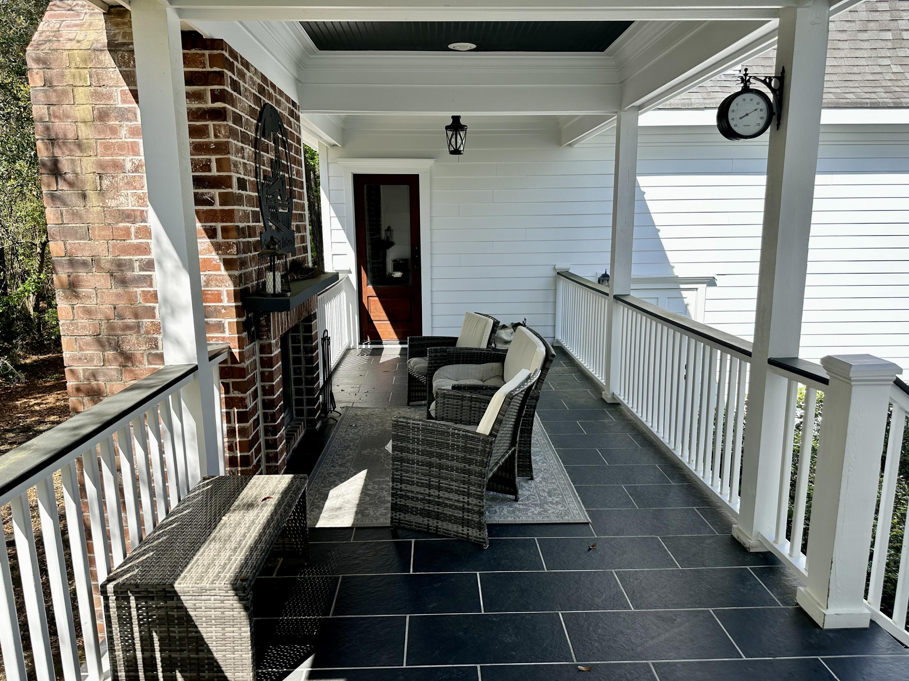 1072 Rivershore Road Charleston, SC 29492 - Photo 45 of 69 37 Breezeway Porch