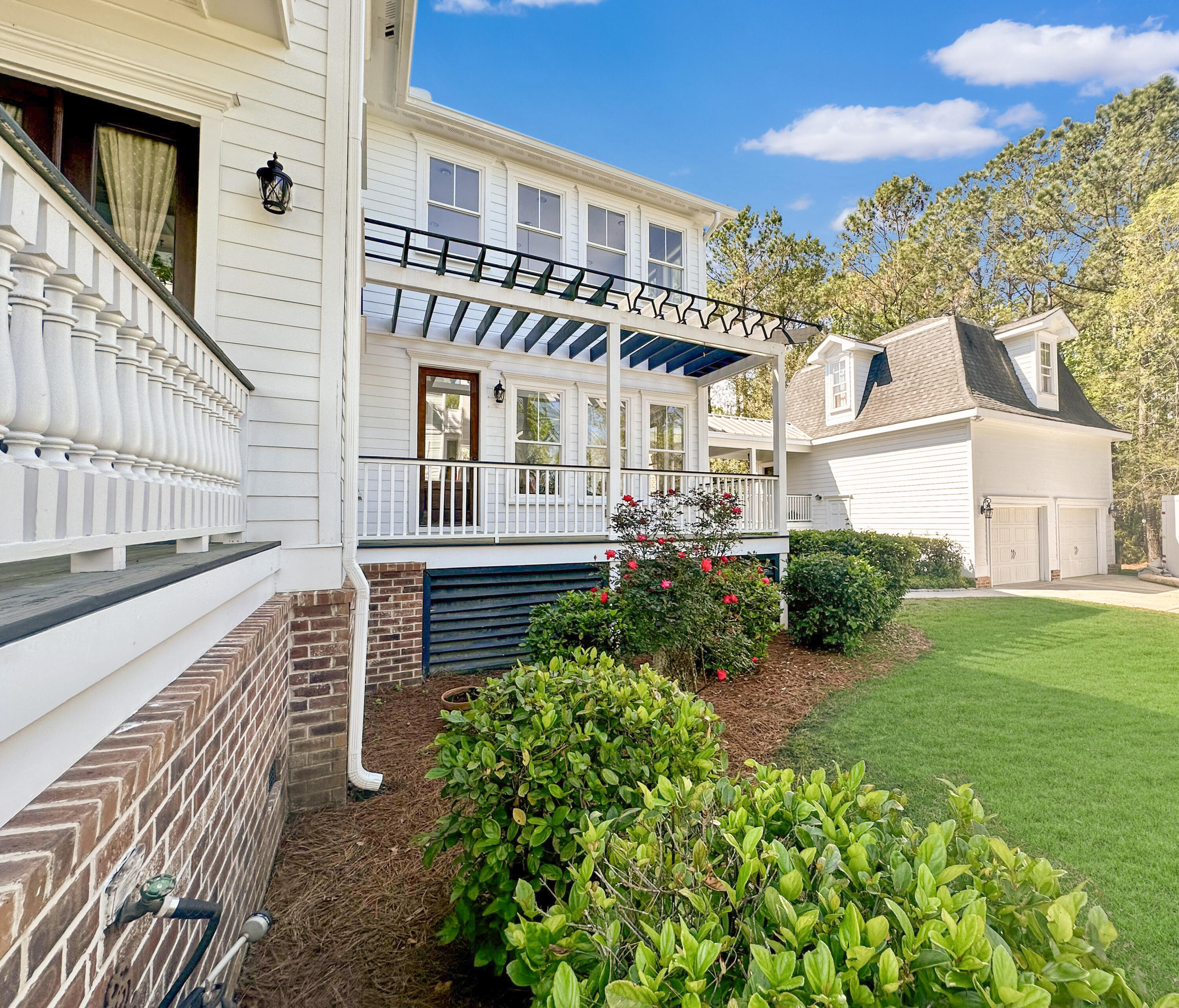 1072 Rivershore Road Charleston, SC 29492 - Photo 53 of 69 45 MLS Ext Side 2