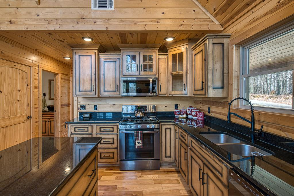 40 Reitzel Rdg Trail Murphy, NC 28906 - Photo 8 of 55