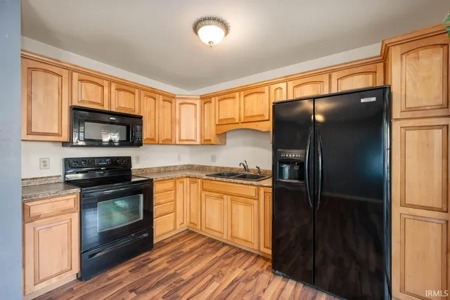 $135,900 | 614 Seminole Lane, Wabash, IN 46992