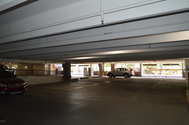 $2,500 | 1701 East Colter Street, Unit 267, Phoenix, AZ 85016