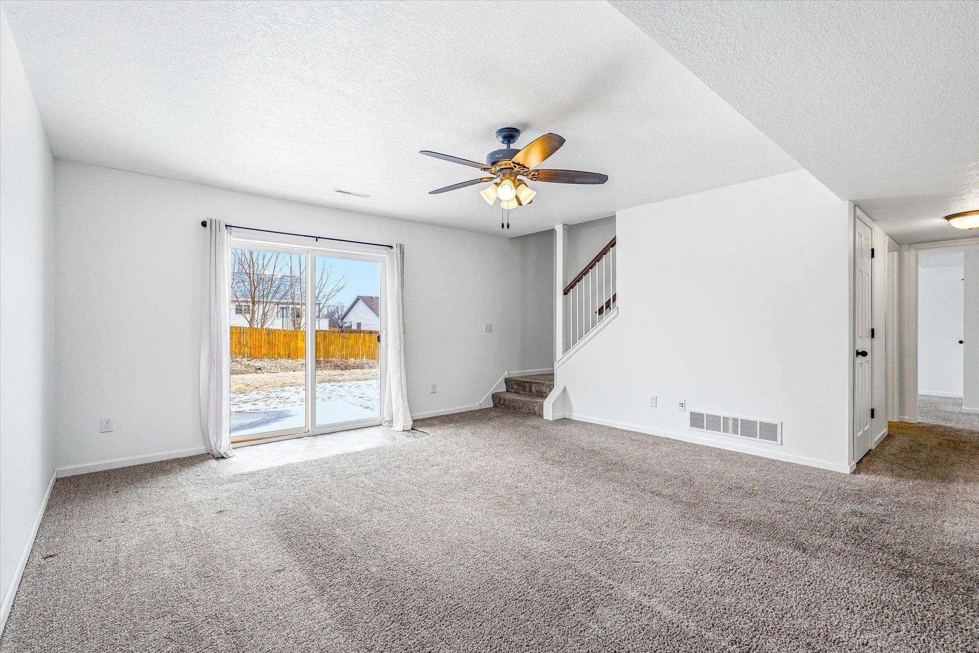 405 East Cheyenne Street Roberts, WI 54023 - Photo 15 of 36