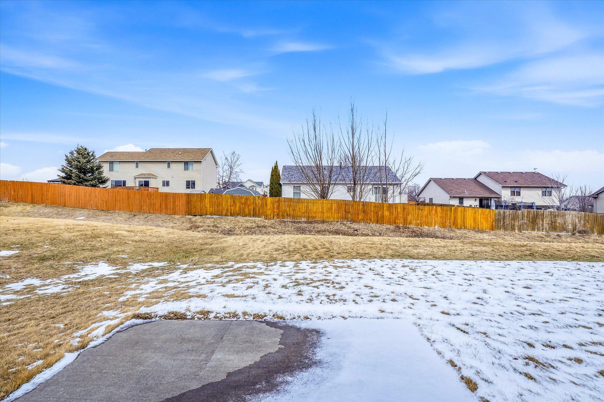 405 East Cheyenne Street Roberts, WI 54023 - Photo 17 of 36