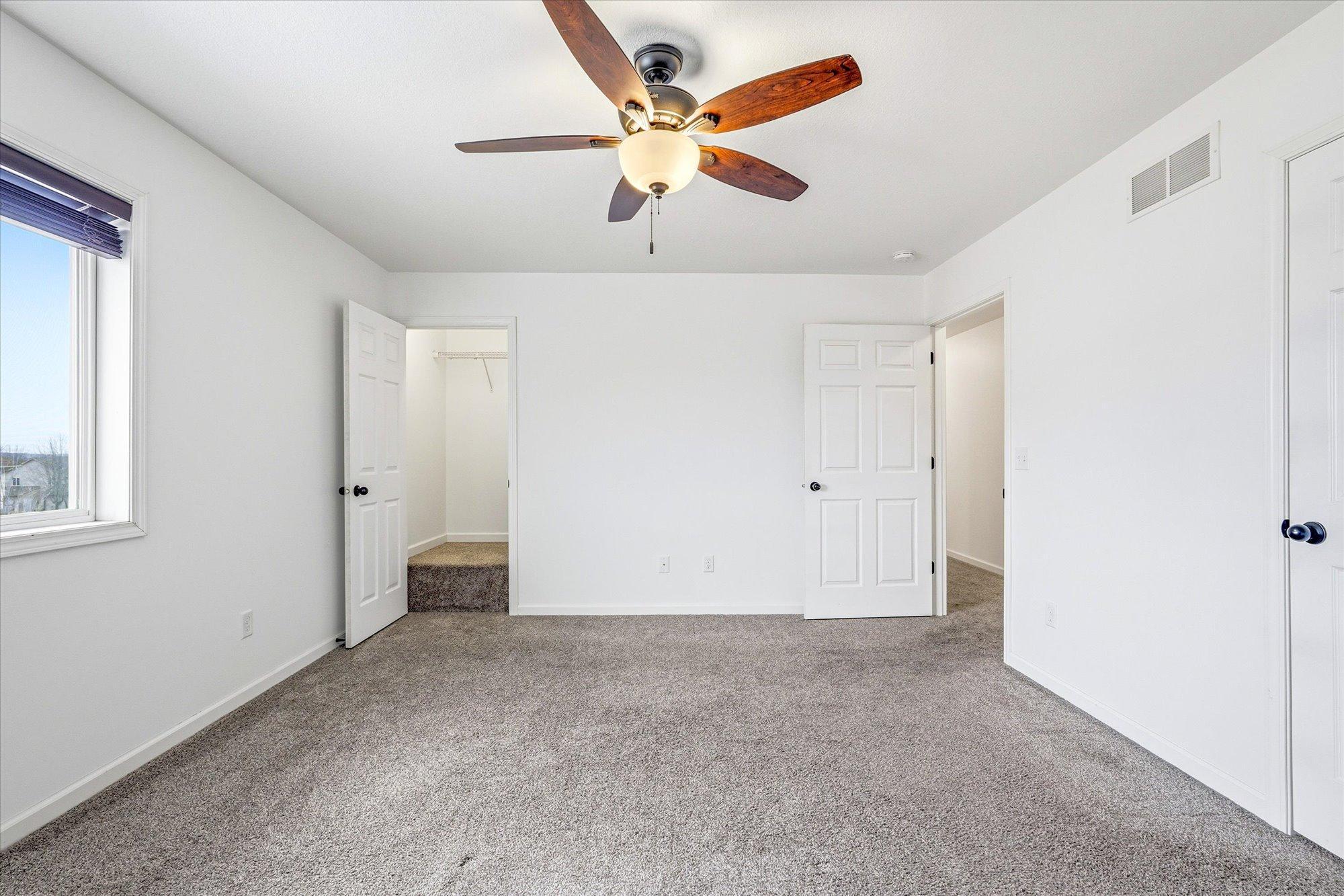 405 East Cheyenne Street Roberts, WI 54023 - Photo 26 of 36