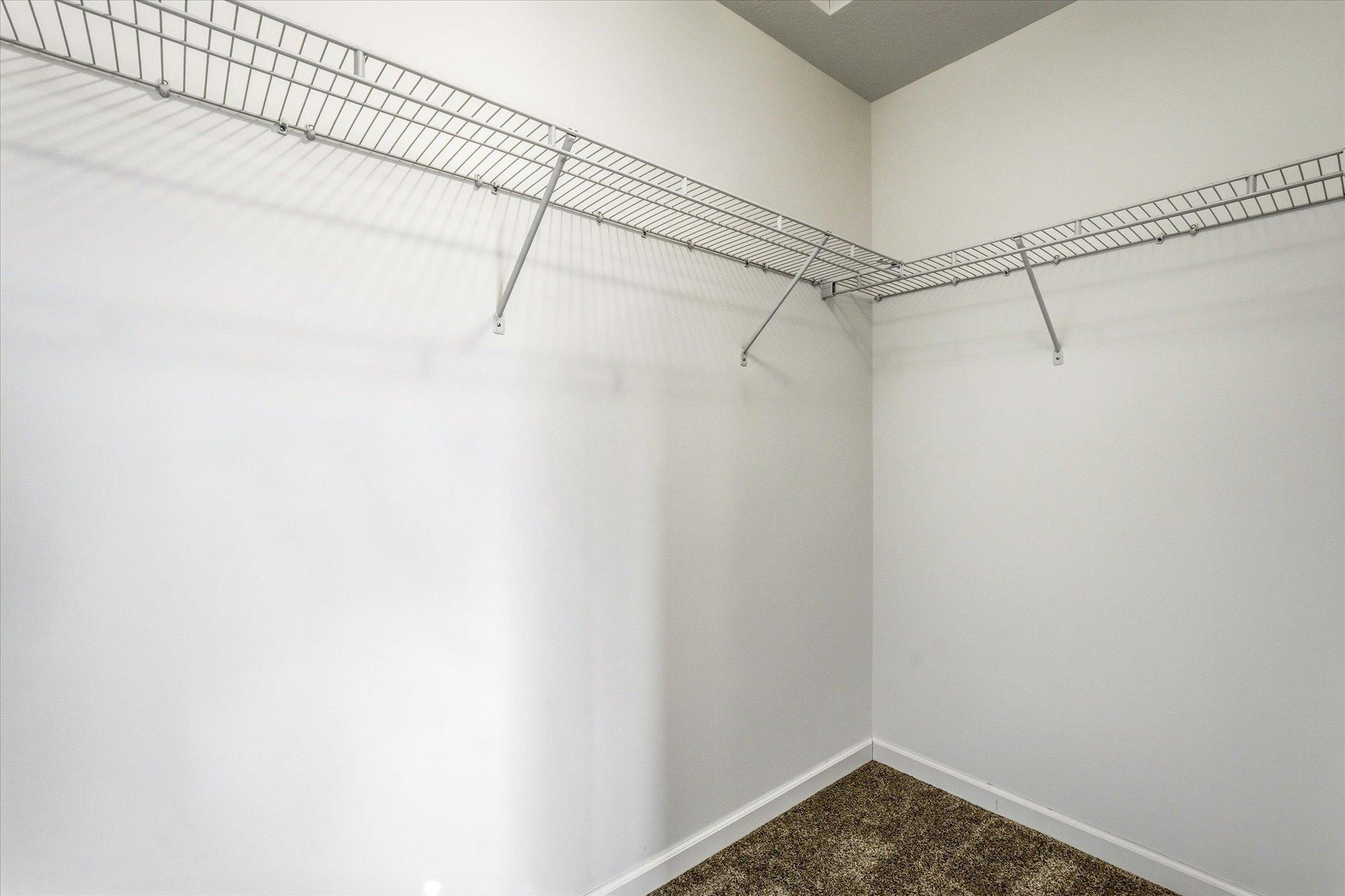 405 East Cheyenne Street Roberts, WI 54023 - Photo 27 of 36