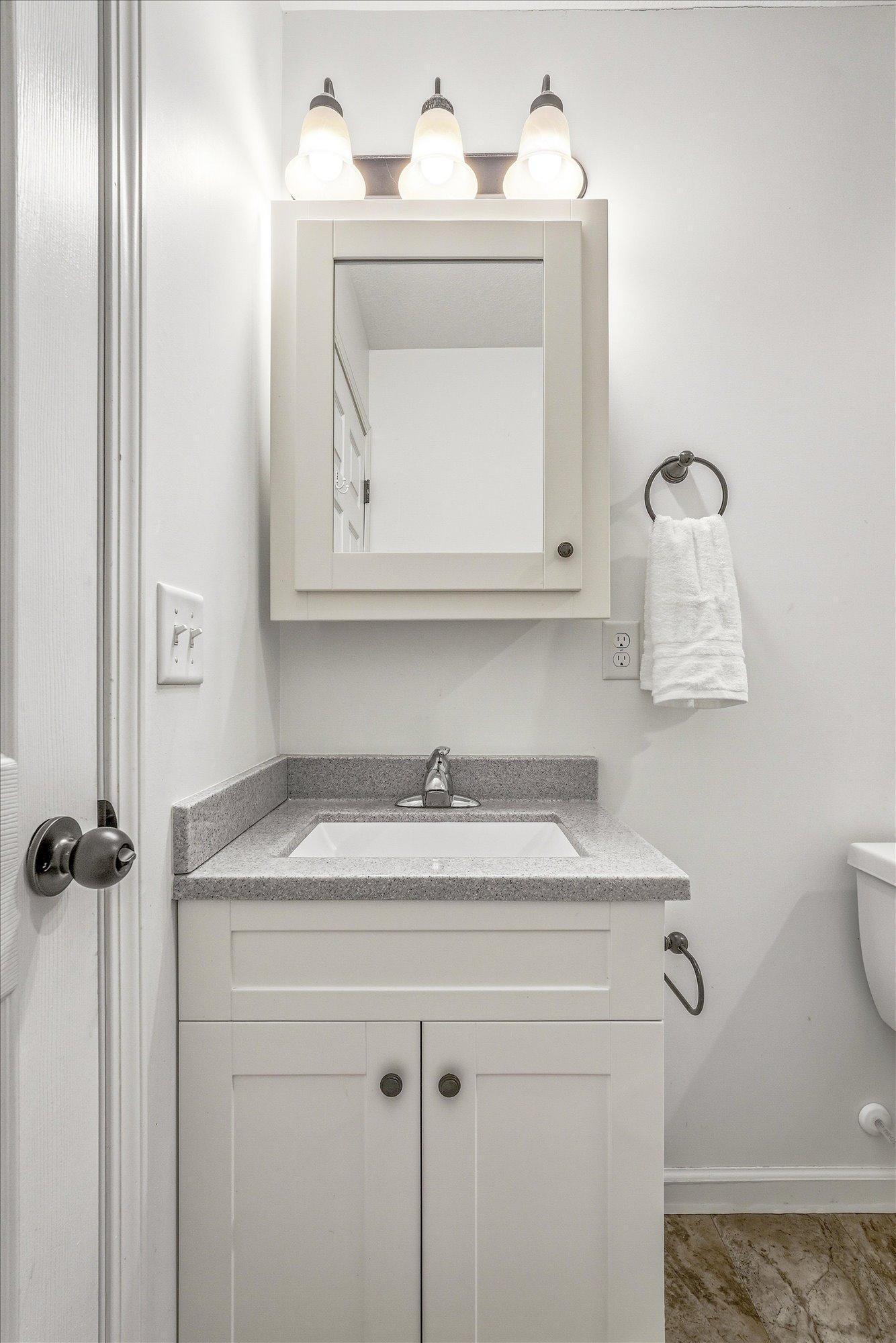 405 East Cheyenne Street Roberts, WI 54023 - Photo 29 of 36