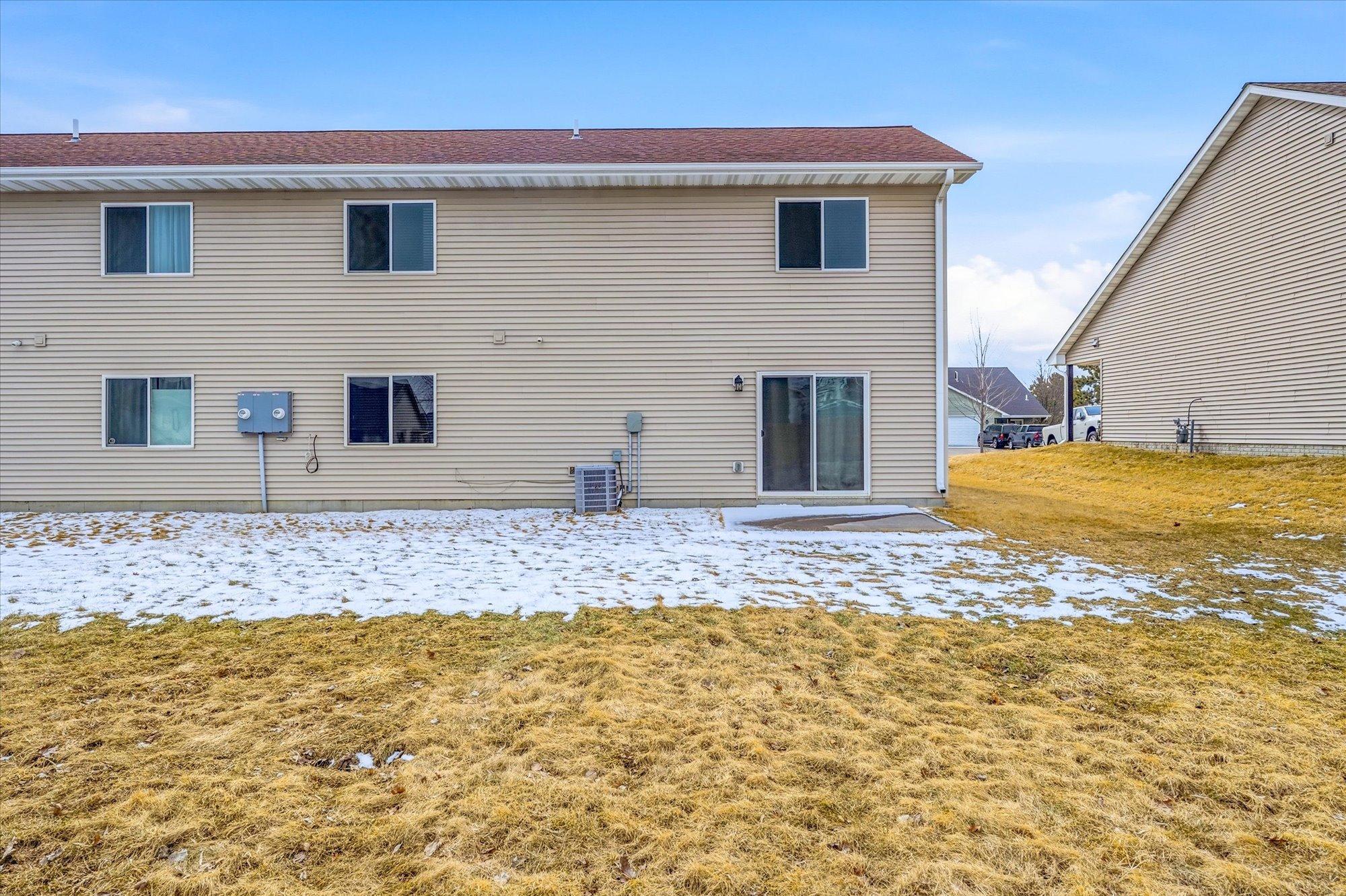 405 East Cheyenne Street Roberts, WI 54023 - Photo 34 of 36