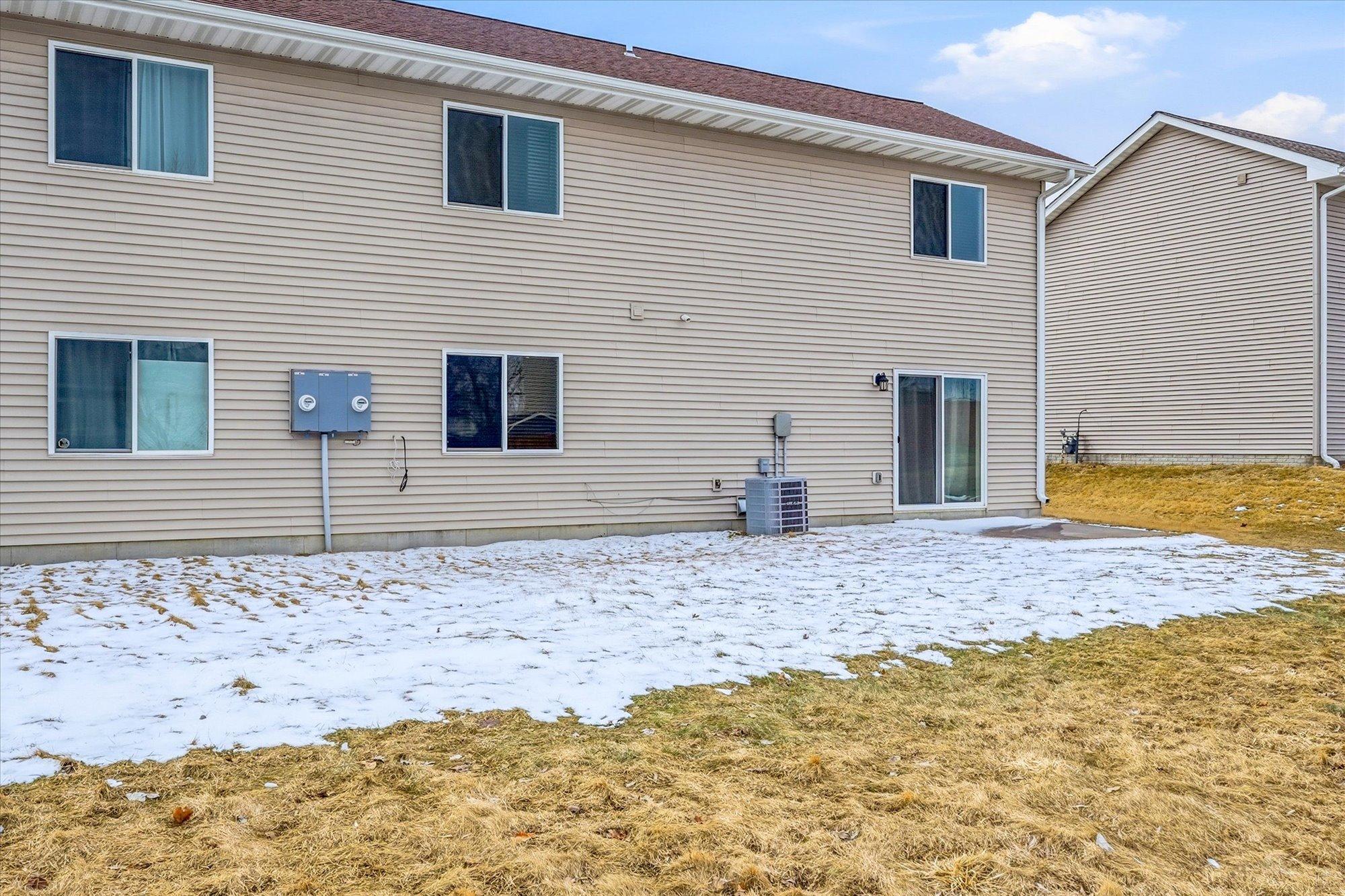 405 East Cheyenne Street Roberts, WI 54023 - Photo 35 of 36