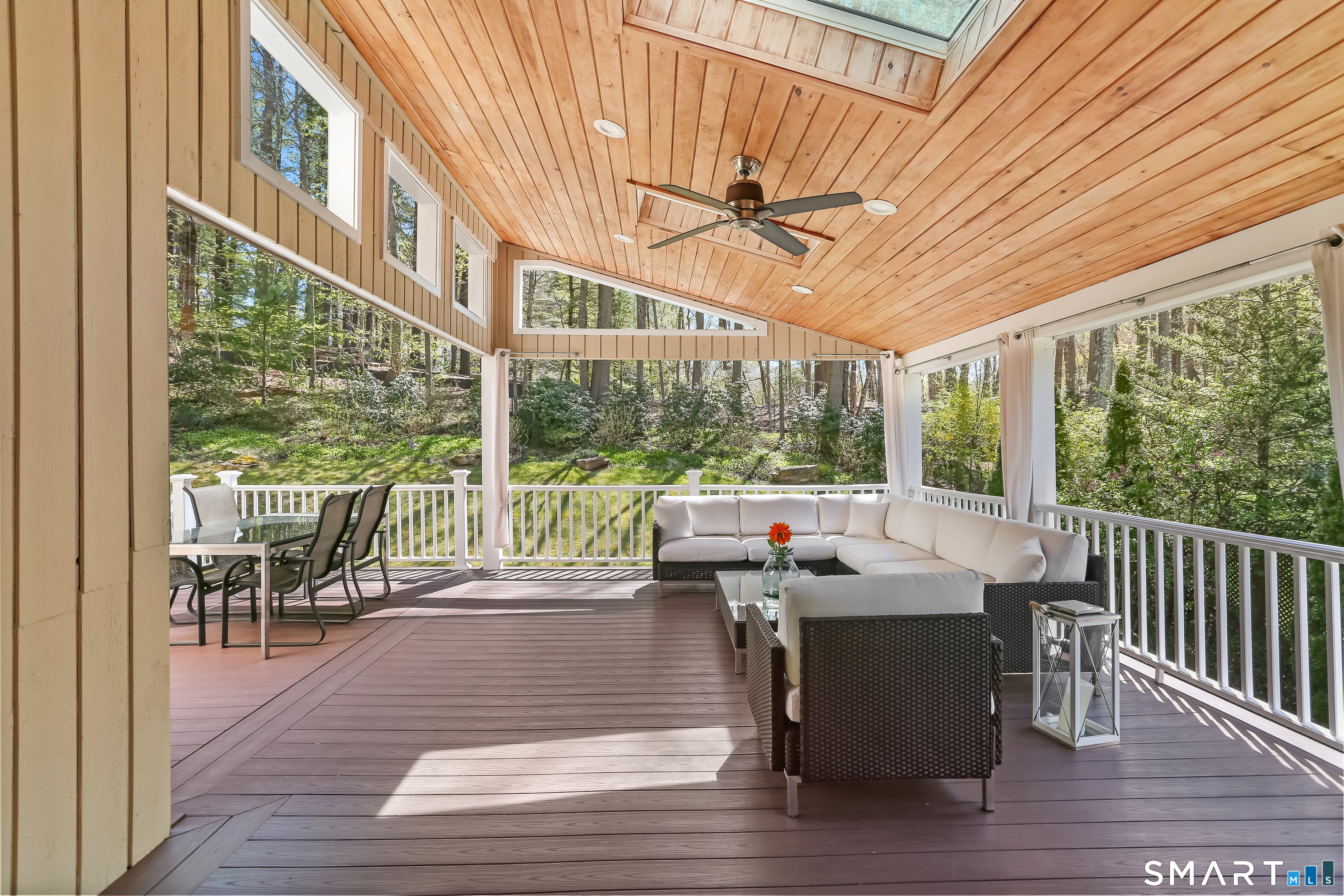 286 Strobel Road Trumbull, CT 06611 - Photo 30 of 39