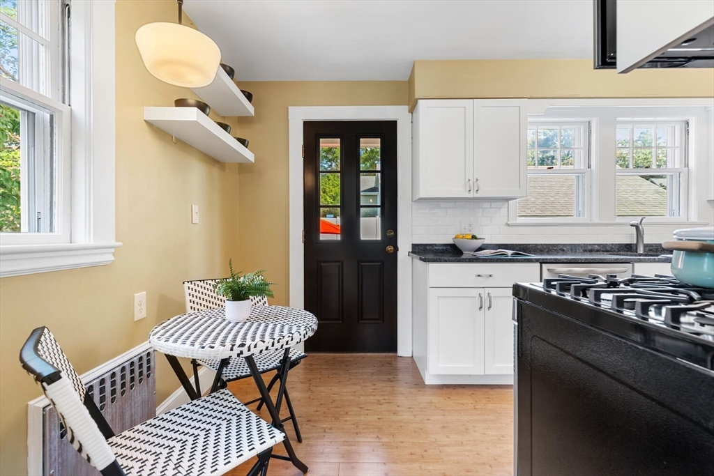 40 Sargent Road Winchester, MA 01890 - Photo 14 of 37