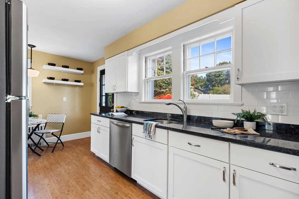 40 Sargent Road Winchester, MA 01890 - Photo 15 of 37