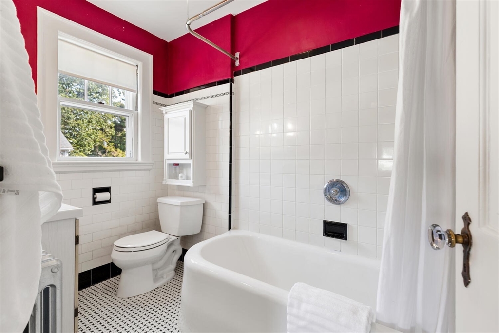 40 Sargent Road Winchester, MA 01890 - Photo 22 of 37