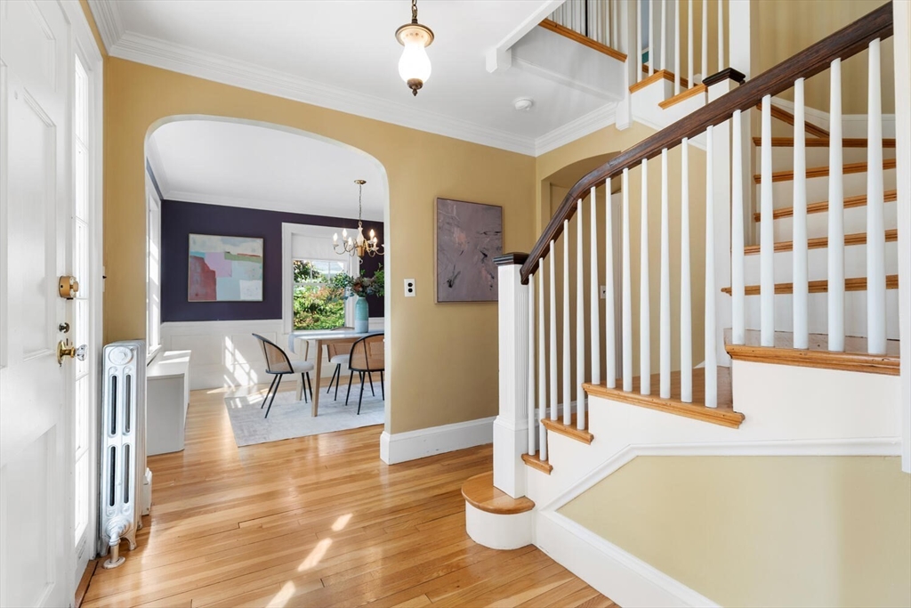 40 Sargent Road Winchester, MA 01890 - Photo 9 of 37