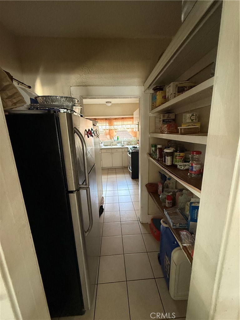 1403 Elm Avenue Long Beach, CA 90813 - Photo 9 of 13
