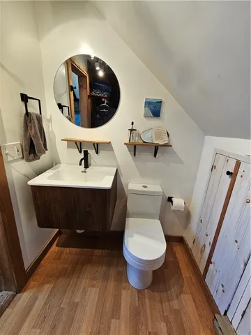 $2,700 | 35 Pelham Street, Unit PHE, Newport, RI 02840