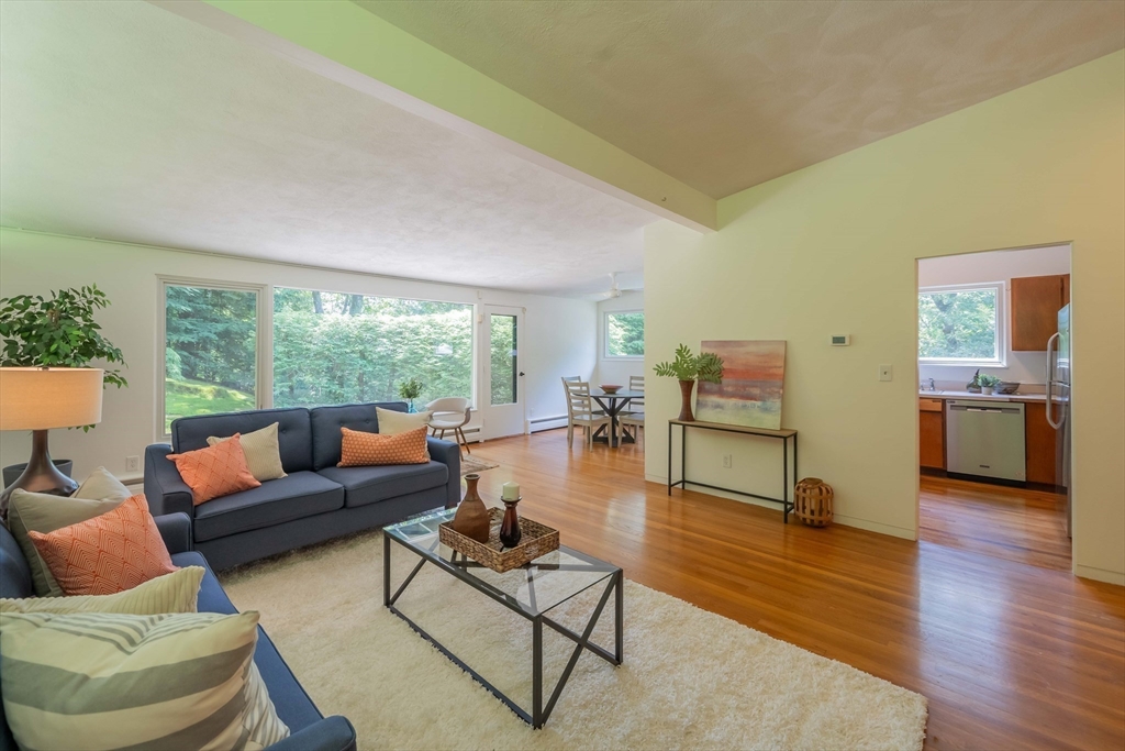 37 Peacock Farm Road Lexington, MA 02421 - Photo 5 of 42