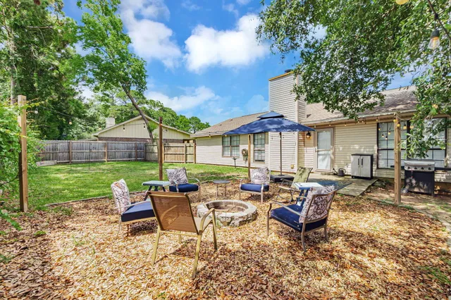 $345,000 | 225 Seville Circle, Mary Esther, FL 32569