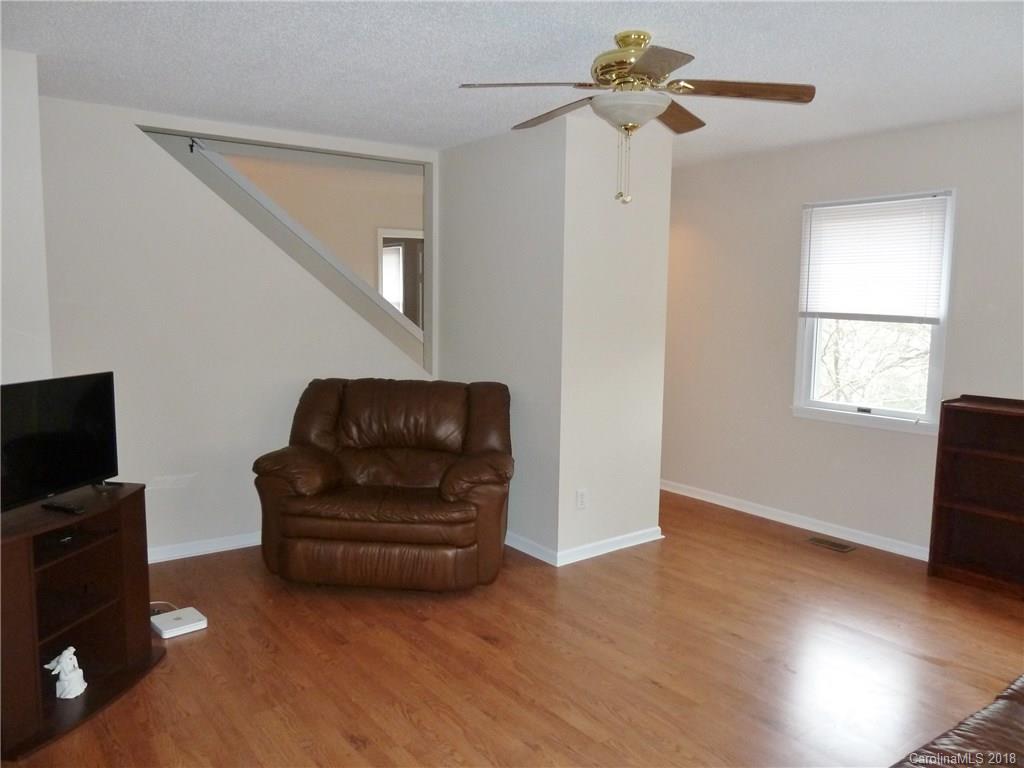 88 Falling Spring Road, Unit 22 Clyde, NC 28721 - Photo 3 of 32