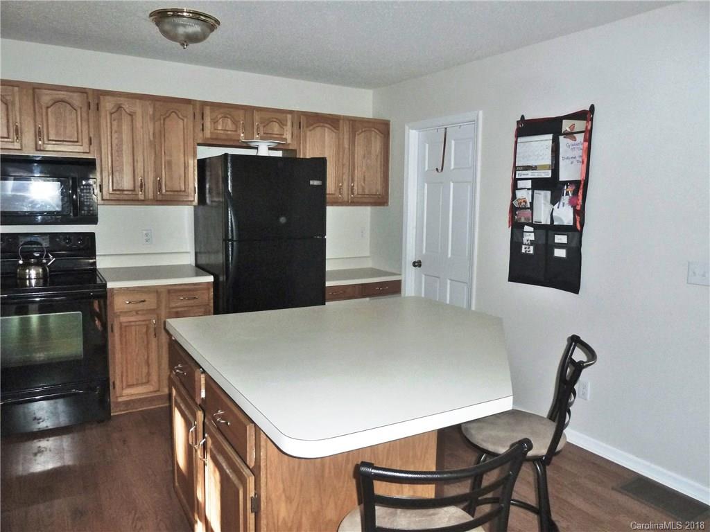 88 Falling Spring Road, Unit 22 Clyde, NC 28721 - Photo 7 of 32