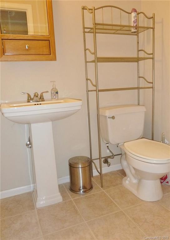 88 Falling Spring Road, Unit 22 Clyde, NC 28721 - Photo 9 of 32