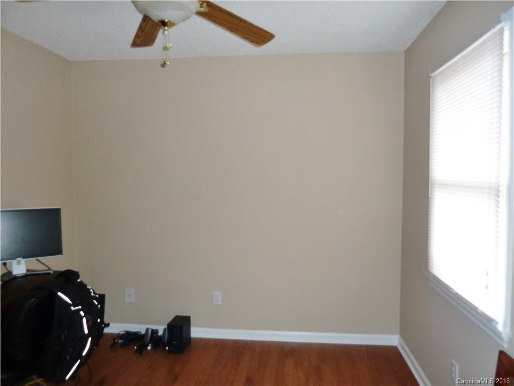 88 Falling Spring Road, Unit 22 Clyde, NC 28721 - Photo 10 of 32