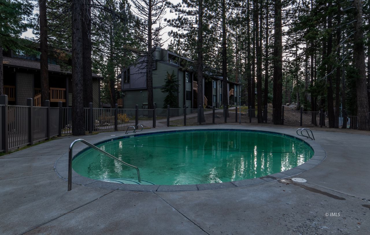 152 Viewpoint Road, Unit 120 Mammoth Lakes, CA 93546 - Photo 23 of 30 Untitled