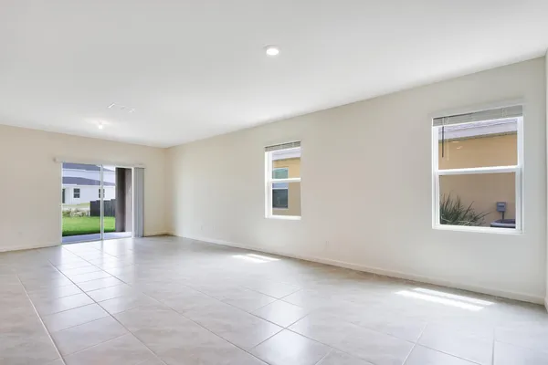 $3,800 | 12335 Nettuno Way, Port St. Lucie, FL 34987