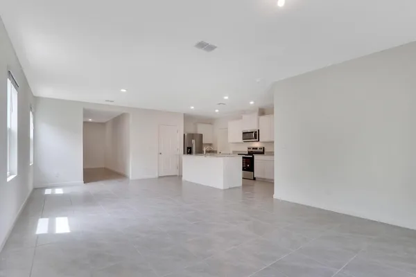 $3,800 | 12335 Nettuno Way, Port St. Lucie, FL 34987