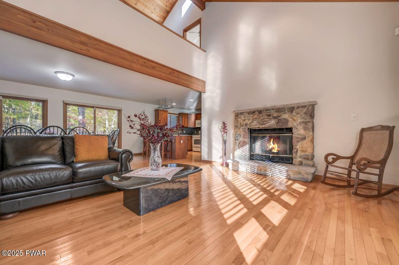 2124 Oaktree Lane Bushkill, PA 18324 - Photo 12 of 53