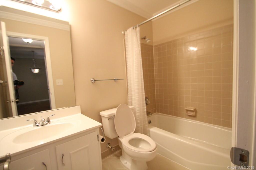 301 Queens Road, Unit 103 Charlotte, NC 28204 - Photo 13 of 19 Gallery Image 13