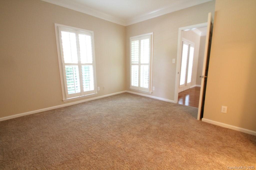 301 Queens Road, Unit 103 Charlotte, NC 28204 - Photo 14 of 19 Gallery Image 14