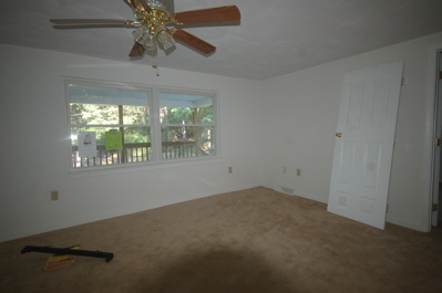 4384 Van Winkle Road Southwest Roanoke, VA 24014 - Photo 4 of 11 LIVING ROOM 2