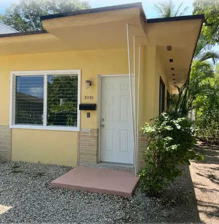 $2,100 | 3081 Virginia Street, Miami, FL 33133