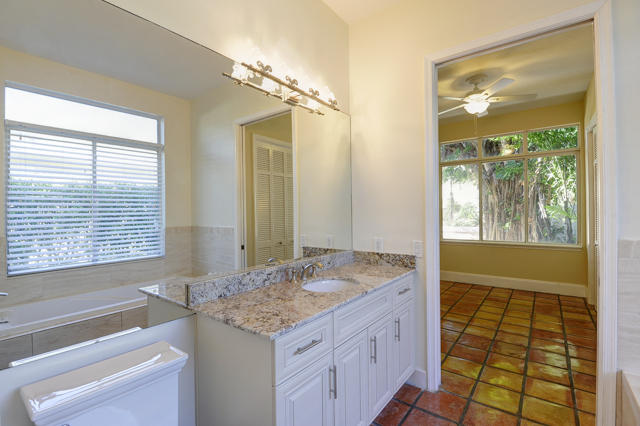 821 Lands End Road Lantana, FL 33462 - Photo 14 of 22 821 Lands End MLS Resize-15