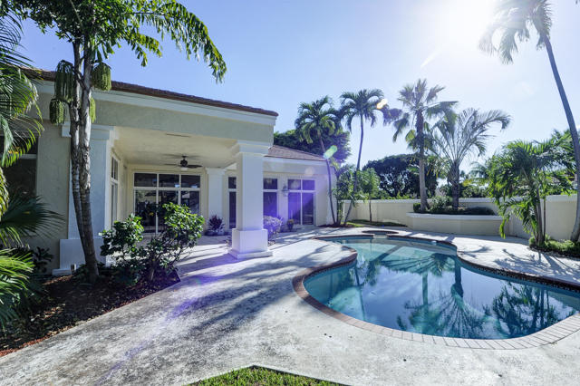 821 Lands End Road Lantana, FL 33462 - Photo 19 of 22 821 Lands End MLS Resize-20