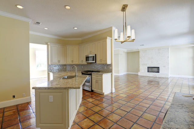 821 Lands End Road Lantana, FL 33462 - Photo 8 of 22 821 Lands End MLS Resize-9