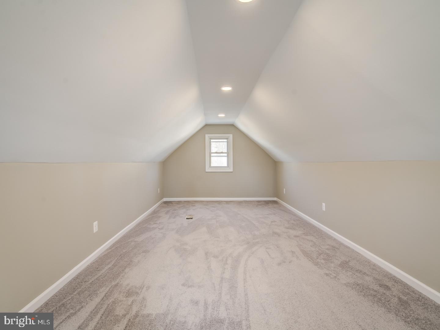 9007 Oriley Drive Clinton, MD 20735 - Photo 64 of 65 Finished area above Garage