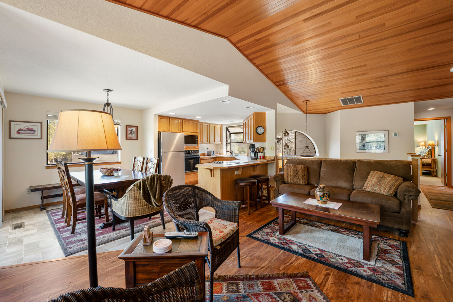 17772 West Core Road, Unit 19 Sunriver, OR 97707 - Photo 5 of 38 6