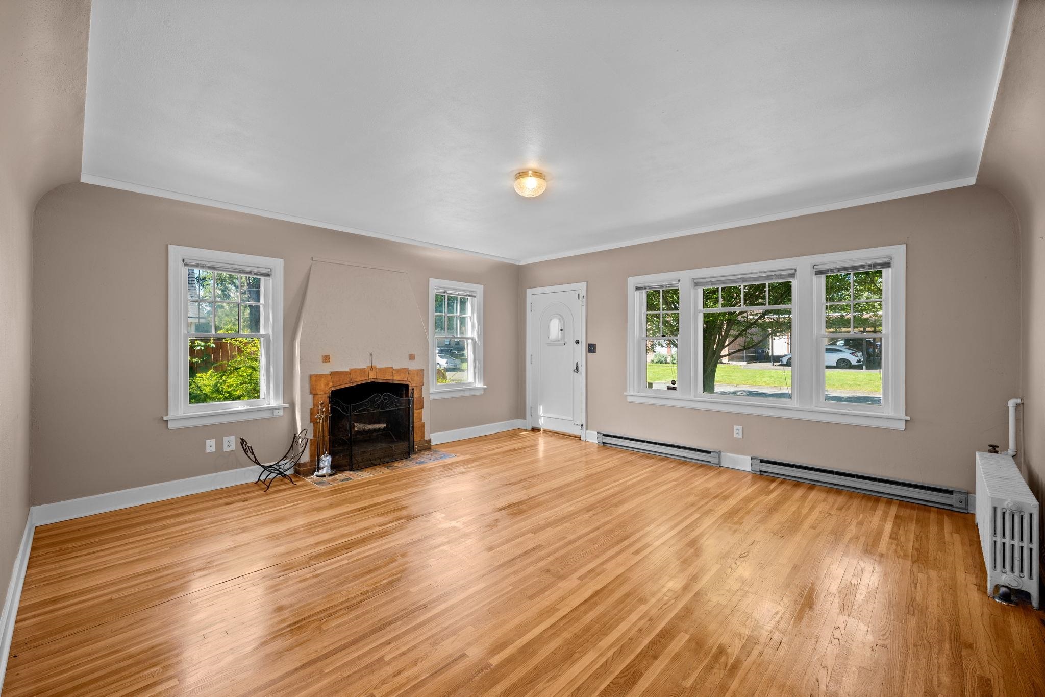 147 South Elm Street Spokane, WA 99201 - Photo 3 of 36