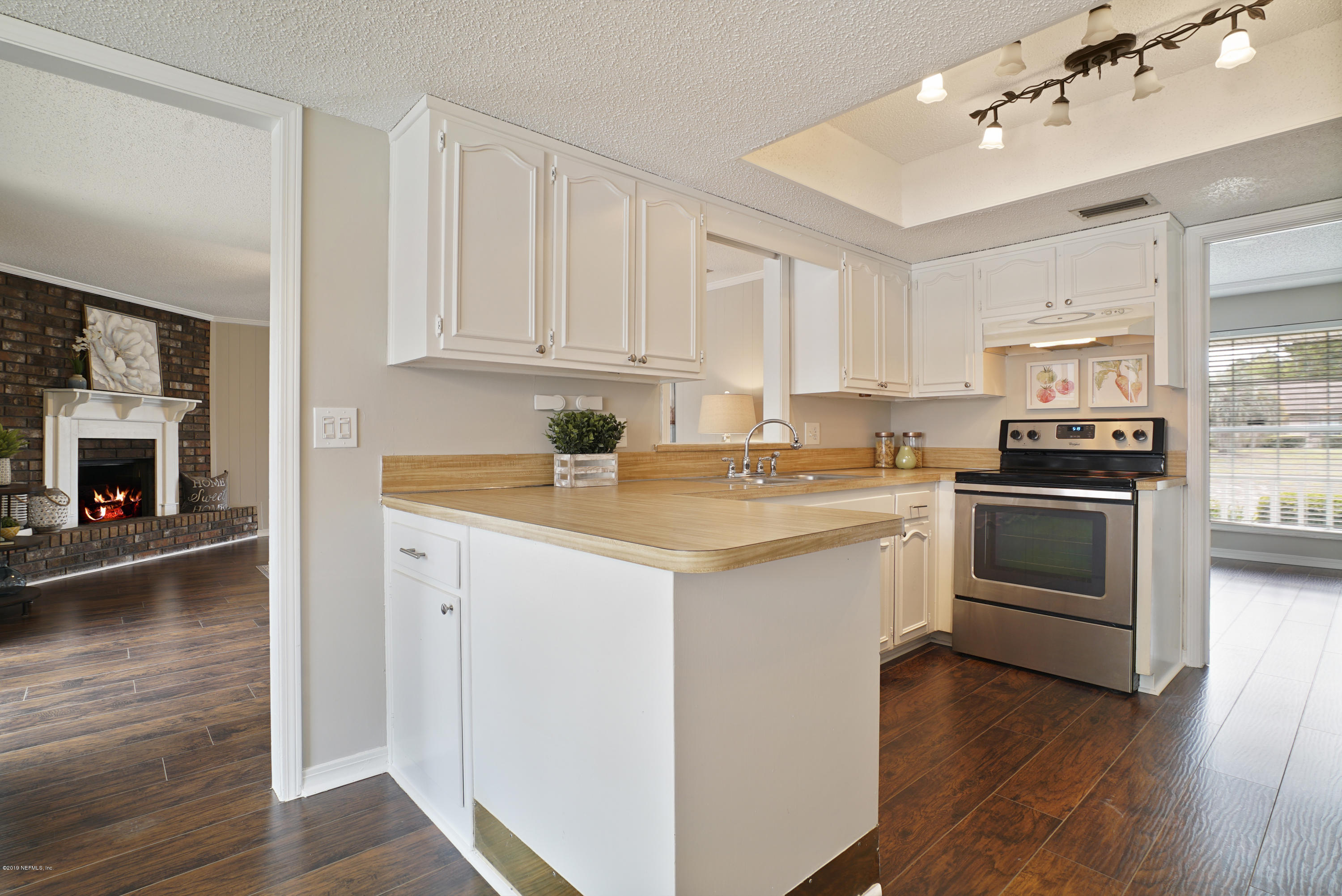 669 Ridgehill Drive Orange Park, FL 32065 - Photo 6 of 23 e