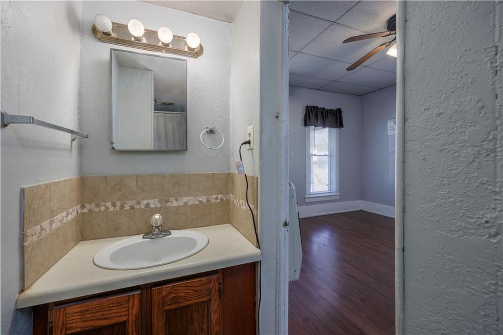 716 North 12th Street Independence, KS 67301 - Photo 20 of 27