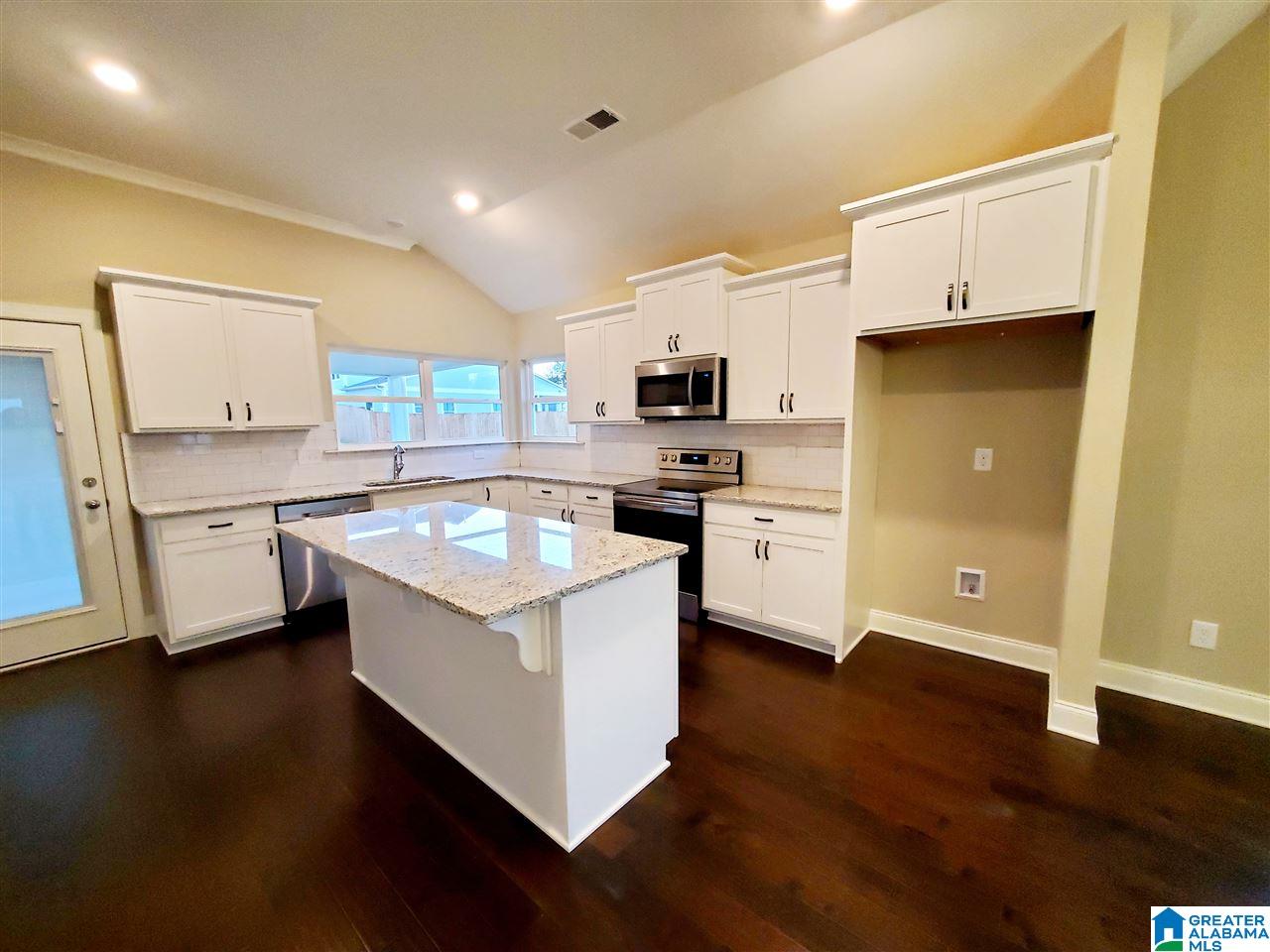 8015 Madison Avenue Helena, AL 35080 - Photo 6 of 39
