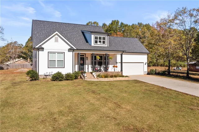 $460,000 | 3 Sunset Court, Williamston, SC 29697